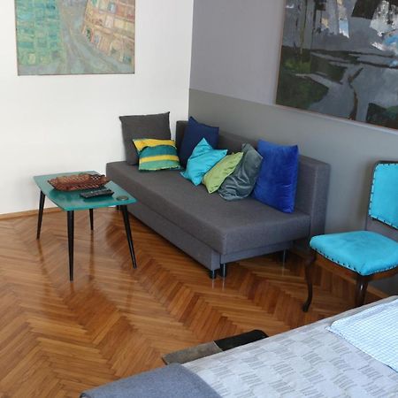 Atelier 22 Apartamento Belgrado Exterior foto