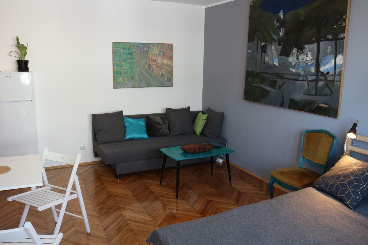 Atelier 22 Apartamento Belgrado Exterior foto