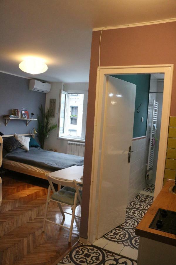 Atelier 22 Apartamento Belgrado Exterior foto