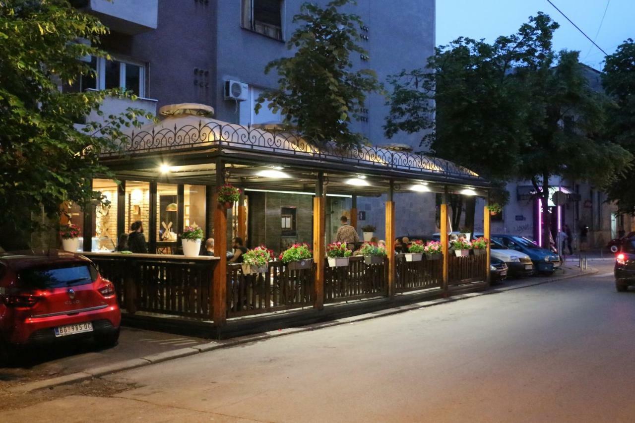 Atelier 22 Apartamento Belgrado Exterior foto